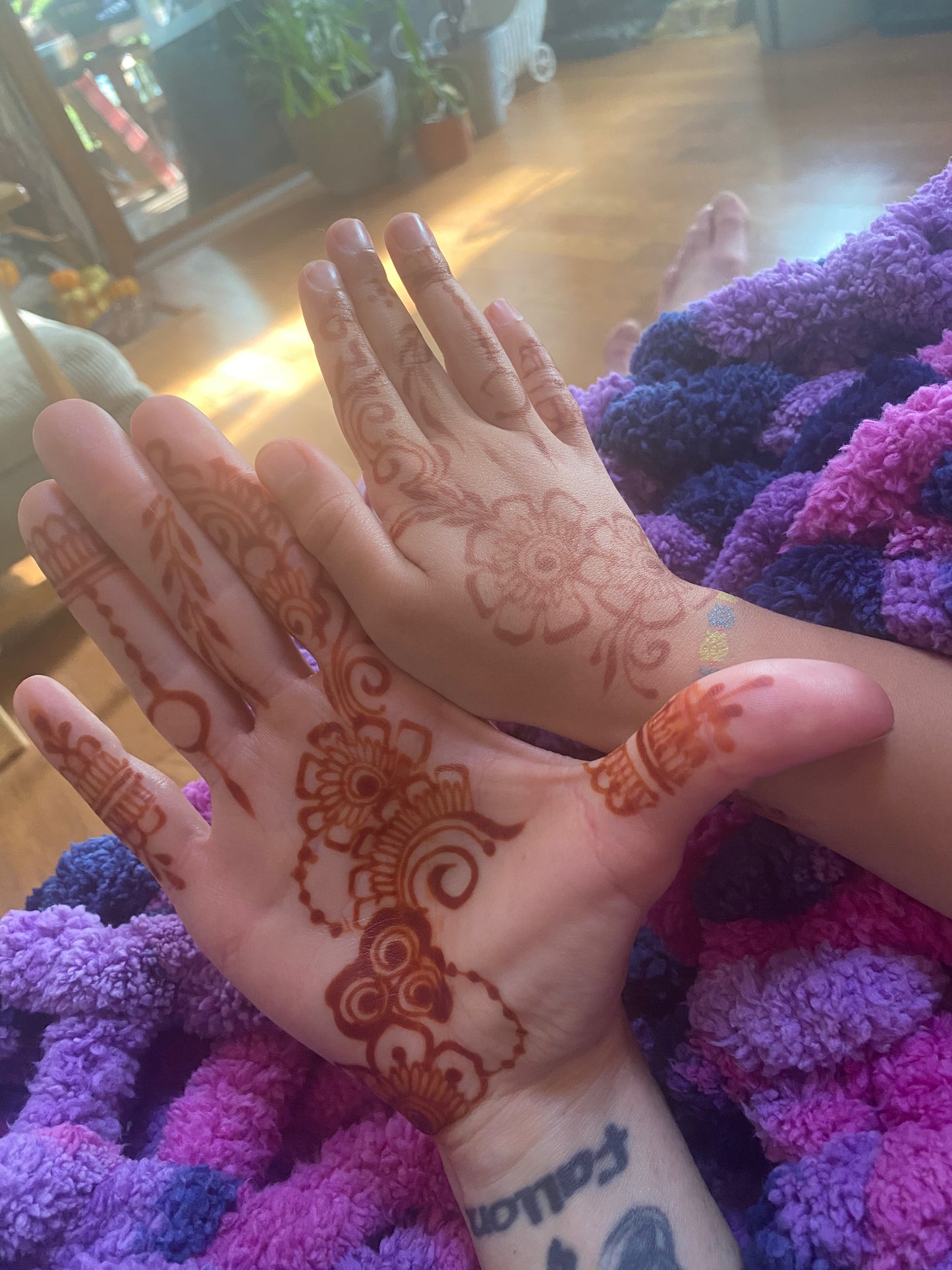 9/18 @6:30pm Henna and Sound Bath with Cacao